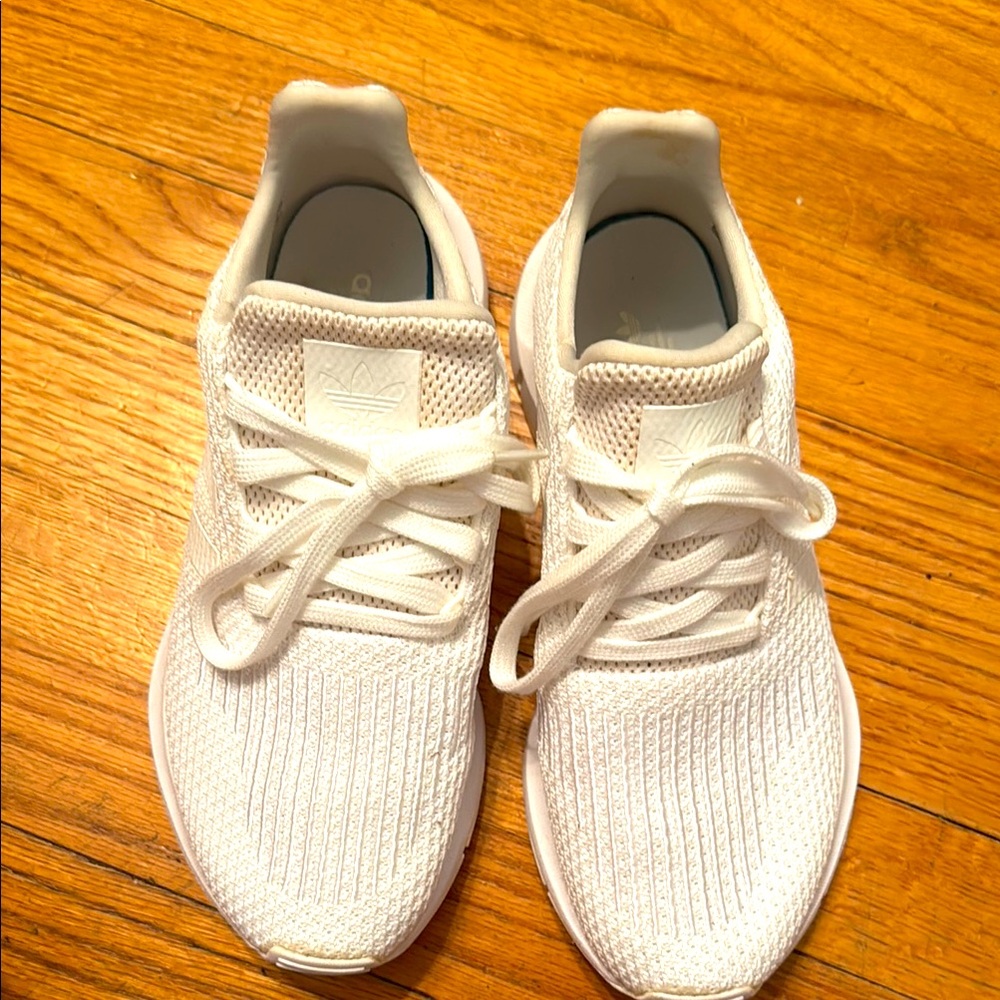 Women’s Adidas Swift Run Classic White Knit Sneakers